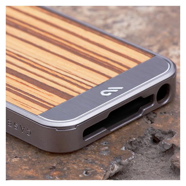【iPhoneSE(第1世代)/5s/5 ケース】Crafted Woods Case (Zebrawood)サブ画像