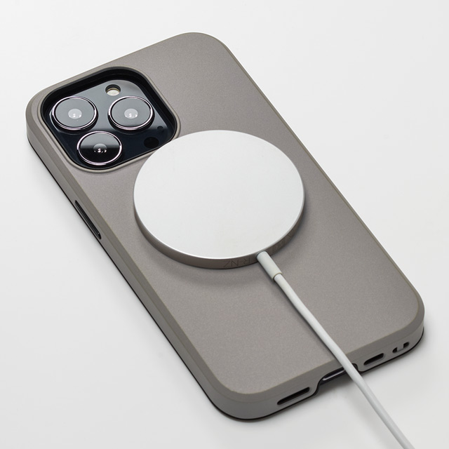 【アウトレット】【iPhone13 ケース】MagSafe対応 Smooth Touch Hybrid Case for iPhone13 (greige)サブ画像