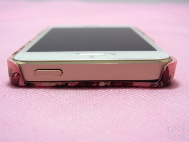 【iPhone5s/5 ケース】コラボケース(シュガーブーケピンク)の電源ボタン