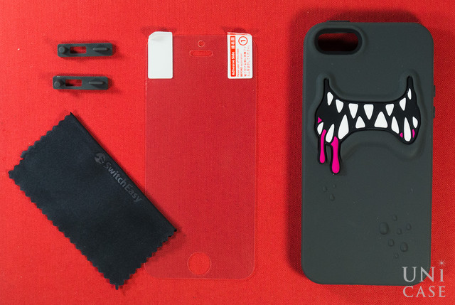 【iPhone5s/5 ケース】MONSTERS Tickyの付属品