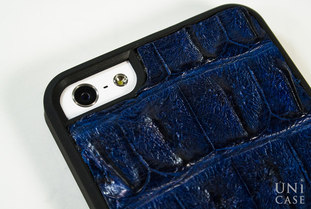 【iPhone5s/5 ケース】動物皮モンスターケース Monster-Crocodile ブルーのカメラ穴