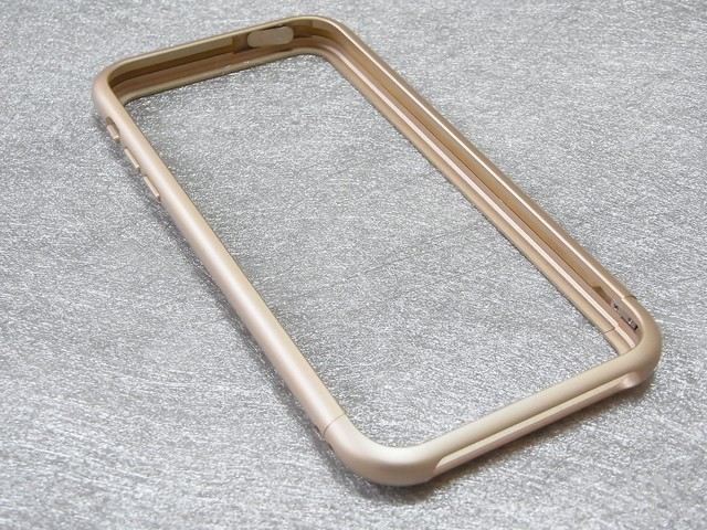 【iPhoneSE(第1世代)/5s/5 ケース】Duralumin Curvacious Bumper (Gold)の最薄部