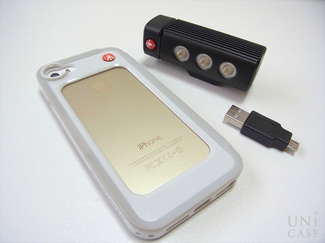 【iPhone5s/5】KLYP+バンパー専用SMT LED/三脚アタッチメントの装着