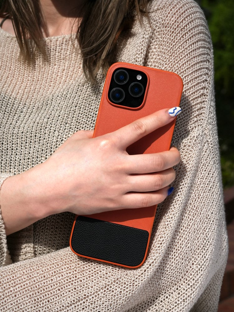 【中古・整備済み】Clicks for iPhone 16 Pro