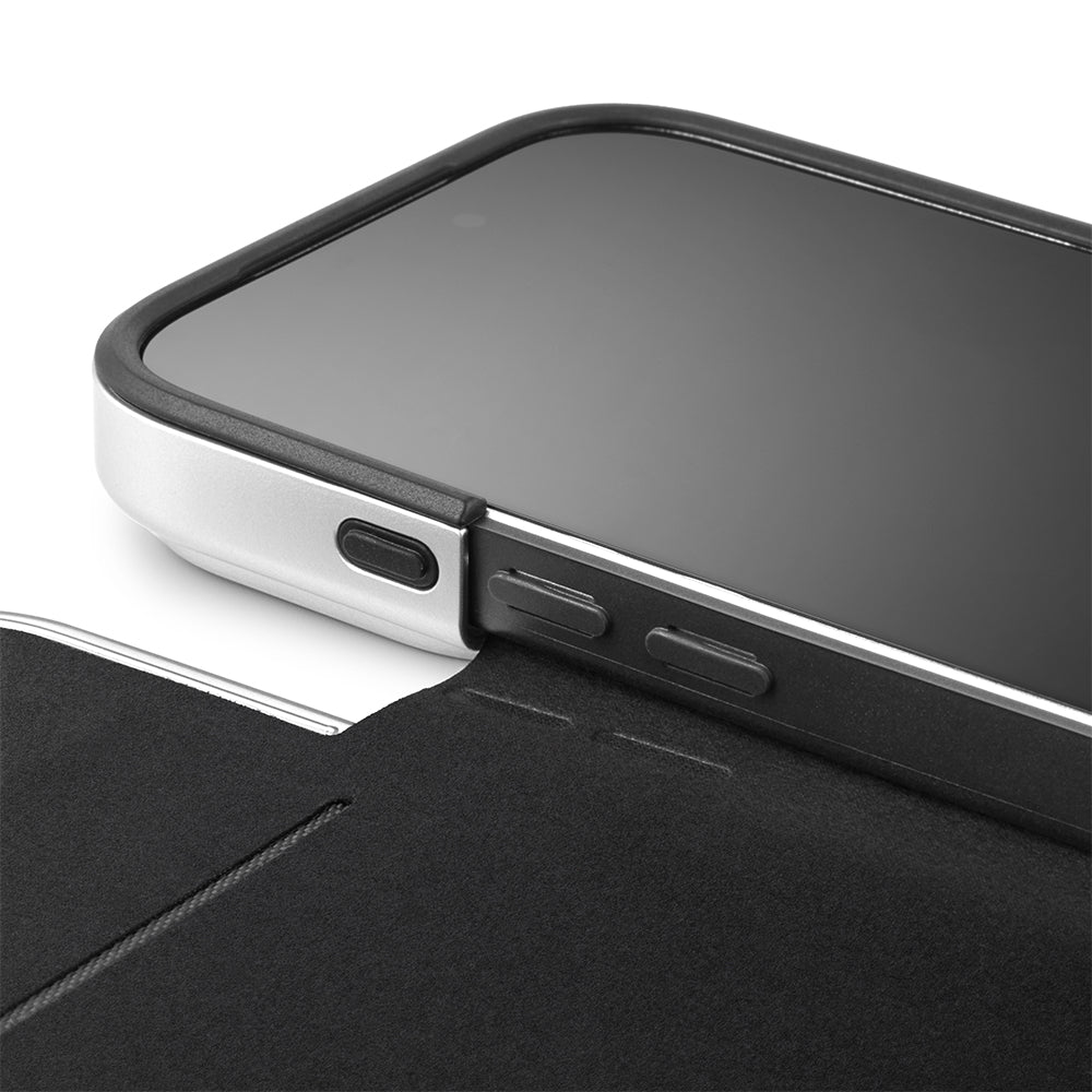 ZERO HALLIBURTON Hybrid Shockproof Flip Case for iPhone 18 Pro/17 Pro (Black)