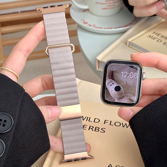 【Apple Watch バンド 41/40/38mm】レザーマグネットバンド (ライトグレー) for Apple Watch SE(第2/1世代)/Series9/8/7/6/5/4/3/2/1