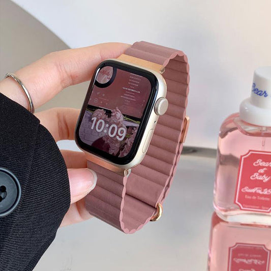 【Apple Watch バンド 41/40/38mm】レザーマグネットバンド (ローズピンク) for Apple Watch SE(第2/1世代)/Series9/8/7/6/5/4/3/2/1