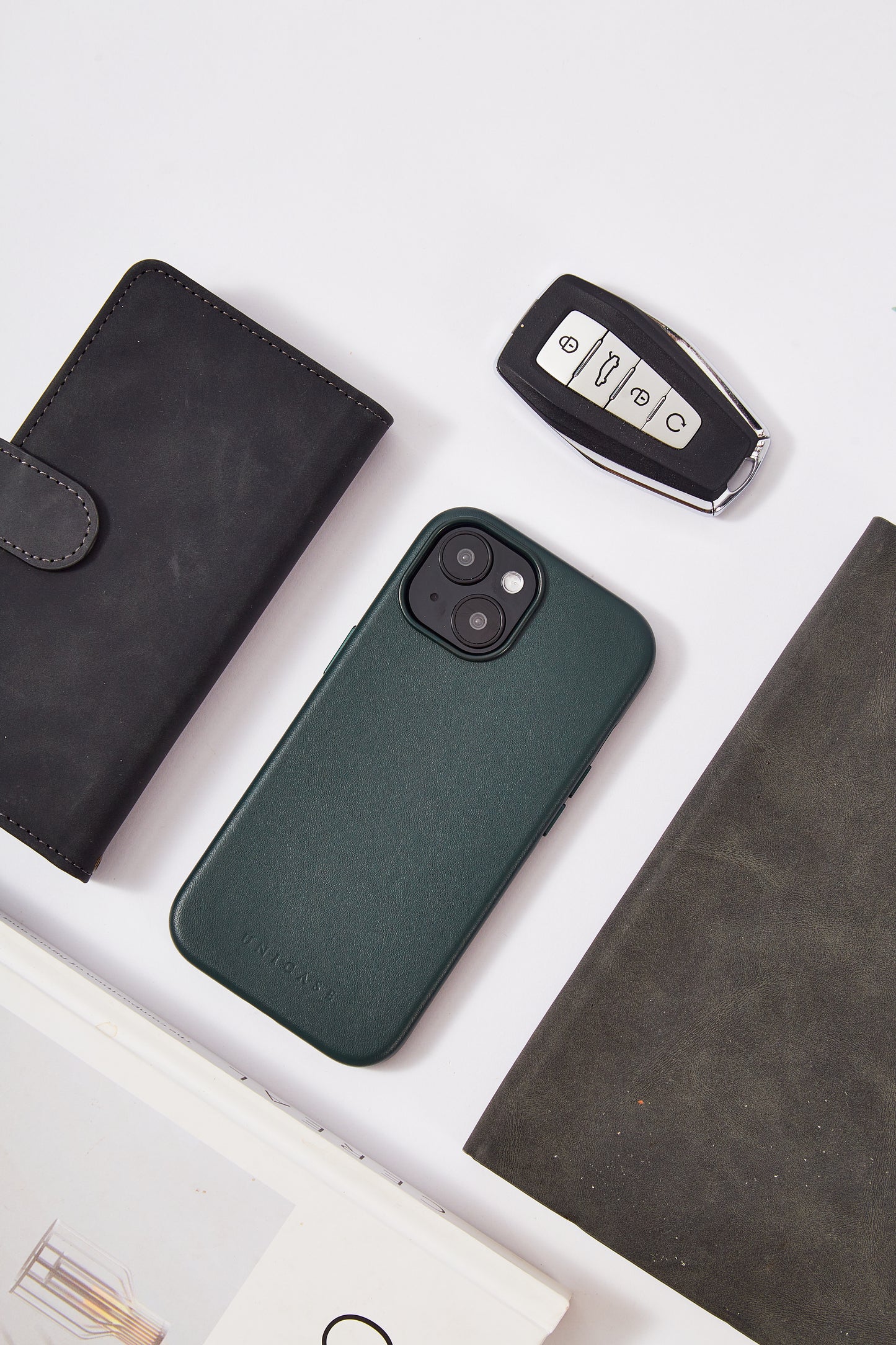【iPhone15 Pro】Leather Plain Case(green)