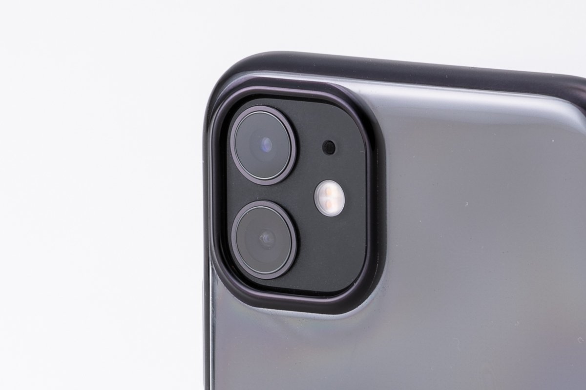 【iPhone 11専用】サイドメッキクリア iPhone 背面ケース(ブラック)