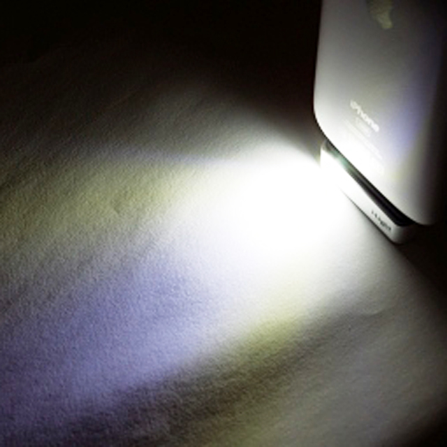 i-Light iPhone4/3GS/3G専用 LEDライト (ブラック)サブ画像