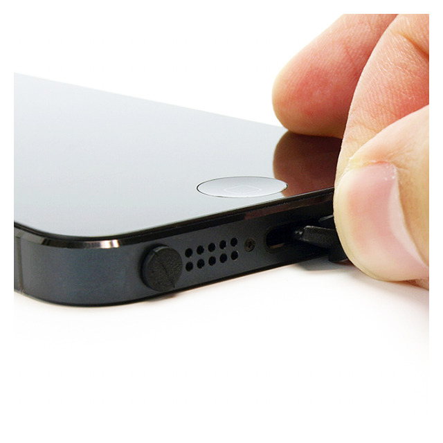【iPhone5】細かいゴミやホコリの侵入を防ぐポートキャップセット for iPhone5(ブラック)