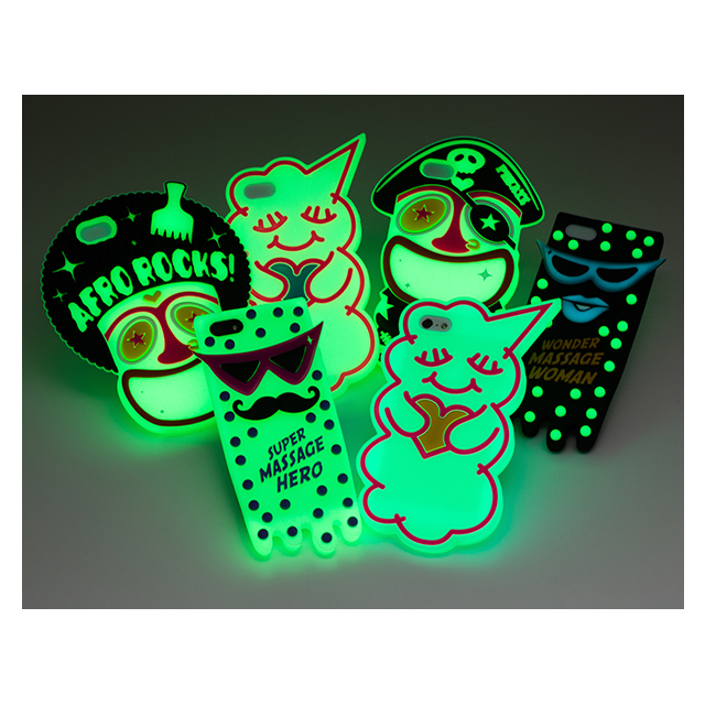 【iPhone5s/5 ケース】TIKI AFRO ROCKS GLOW IN THE DARKサブ画像