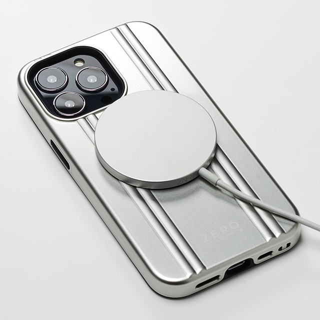 【iPhone13 Pro ケース】ZERO HALLIBURTON Hybrid Shockproof Case for iPhone13 Pro (Silver)