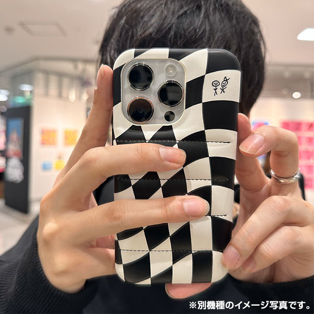 【iPhone12/12 Pro ケース】THE PUFFER CASE (CHECKERED)goods_nameサブ画像