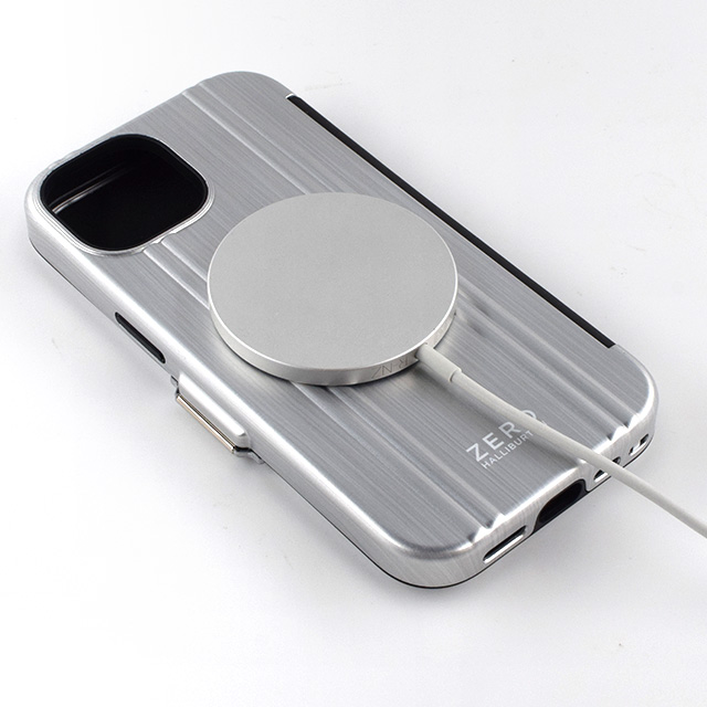 【iPhone15 Pro ケース】ZERO HALLIBURTON Hybrid Shockproof Flip Case (Navy Camo)