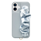 【iPhone16 Plus ケース】Classy Scrunchie Case (pale blue)