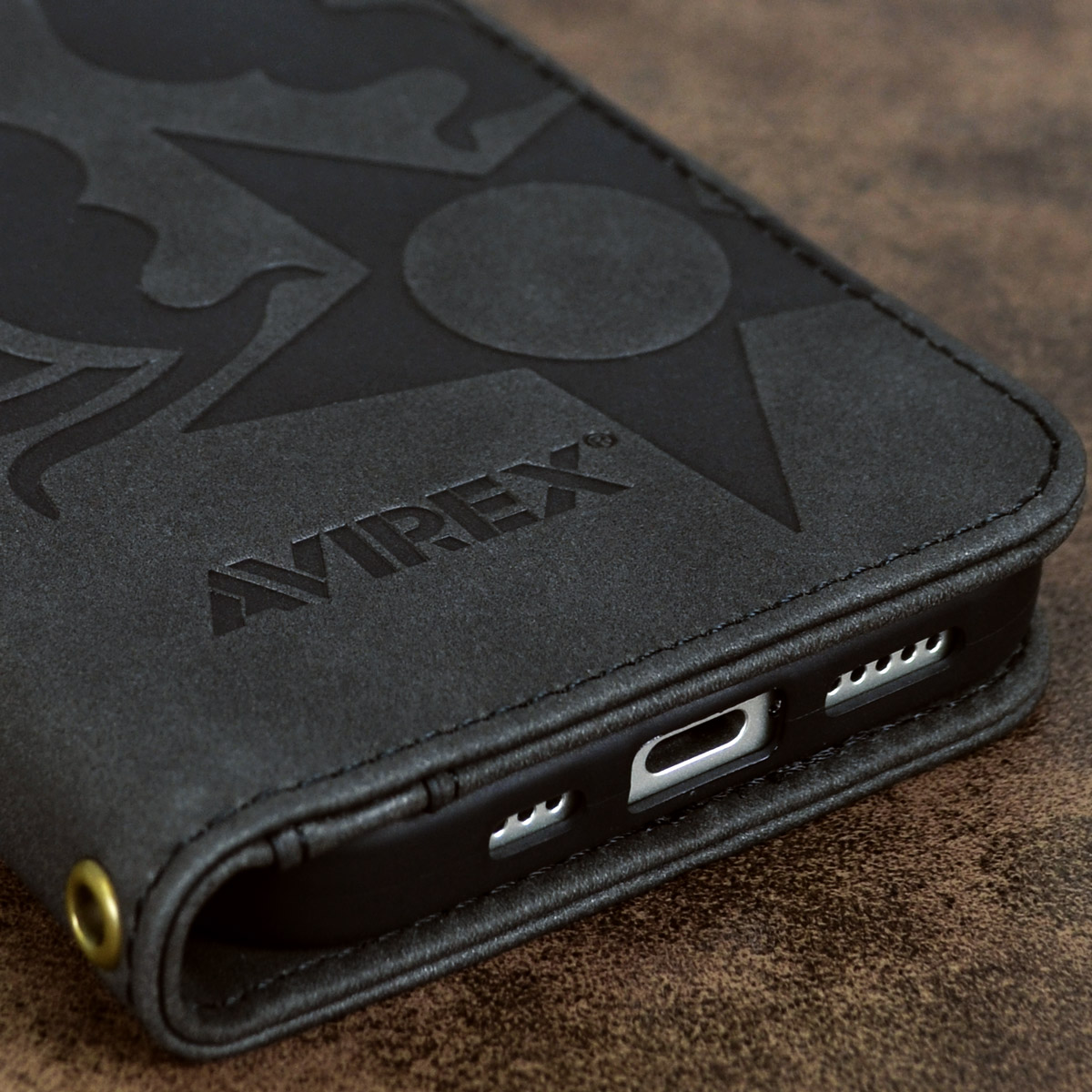 【iPhone16 Pro Max ケース】AVIREX 手帳ケース (スタンプロゴスエード/ブラック)goods_nameサブ画像