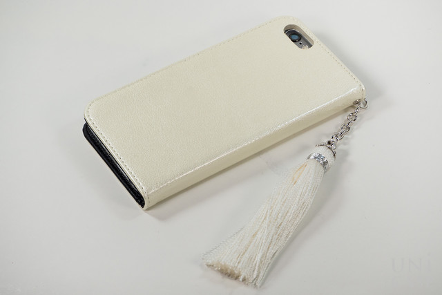 【iPhone6s/6 ケース】イニシャルウォレットケース ”Y” ホワイト for iPhone6s/6のホワイト・背面