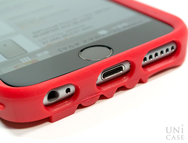 【iPhone6s/6 ケース】NIKE AIR FORCE 1 PHONE CASE (RED)のコネクタ周り