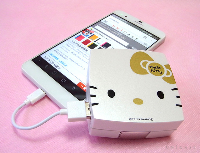 キティちゃんとコラボしたキュートなスマホモバイルバッテリー：コンパクト型モバイル充電器キティ