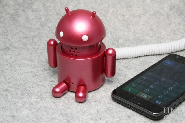 ドロイド君ロボット型の有線ハンドセット！：ドロイドフォンフォン