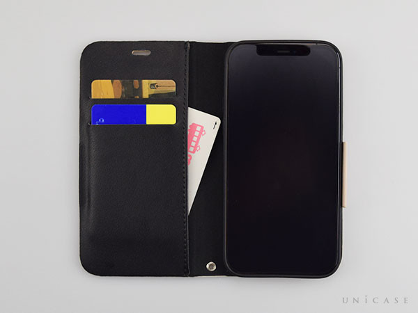 Daily Wallet Case 内側フラップにカードケース