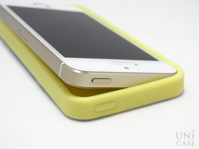 【iPhoneSE(第1世代)/5s/5 ケース】iPhone Case UB corn GRの装着