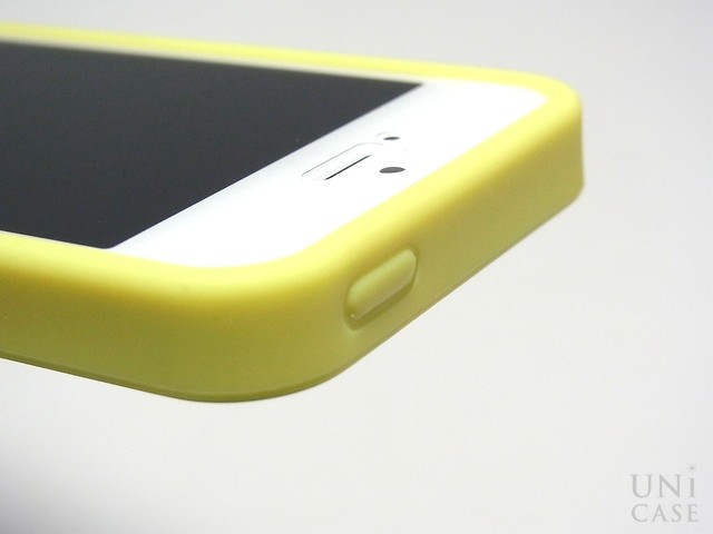 【iPhoneSE(第1世代)/5s/5 ケース】iPhone Case UB corn GRの電源ボタン部分