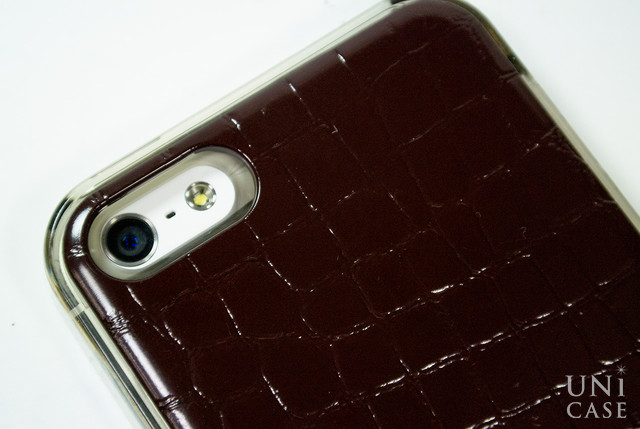 【iPhoneSE(第1世代)/5s/5 ケース】IC-COVER Leather (レザー調ワインレッド)のカメラ周り