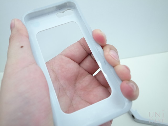 【iPhone5s/5 ケース】KLYP+ バンパー ホワイトの素材