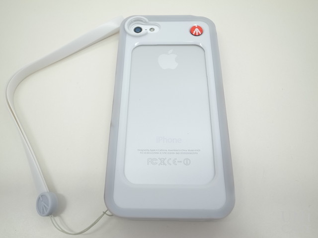 【iPhone5s/5 ケース】KLYP+ バンパー ホワイトの装着
