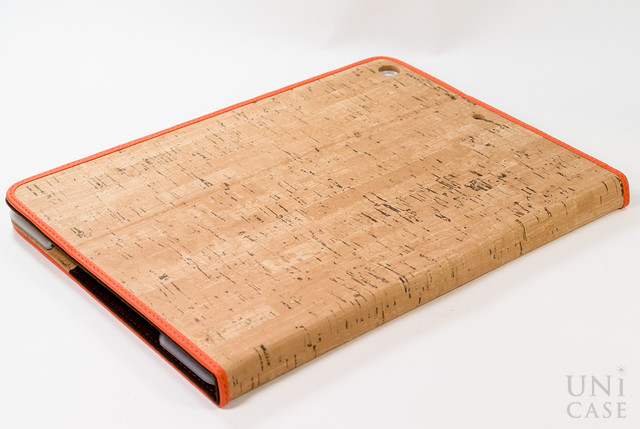 【iPad(9.7inch)(第5世代/第6世代)/iPad Air(第1世代) ケース】Masstige A-Cork Diary (オレンジ)の背面