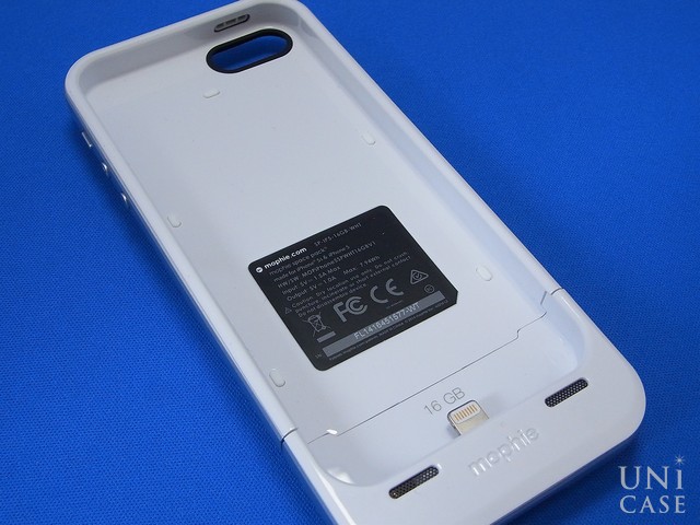 【iPhoneSE(第1世代)/5s/5 ケース】space pack ストレージ内蔵バッテリーケース (16GB/ホワイト)の質感