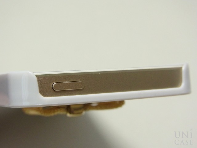 【iPhoneSE(第1世代)/5s/5 ケース】iPhoneケース SC-128-WH ホワイトの電源ボタン
