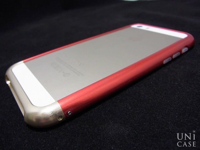 【iPhoneSE(第1世代)/5s/5 ケース】Duralumin Bumper (Red×Gold)の前面