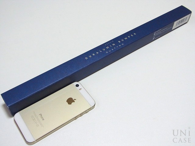 【iPhoneSE(第1世代)/5s/5 ケース】Duralumin Bumper Quattro (Silver)の商品パッケージ