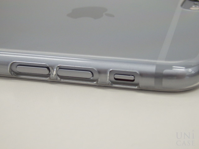 【iPhone6s Plus/6 Plus ケース】エアージャケットセット (クリア)のサイドボタン