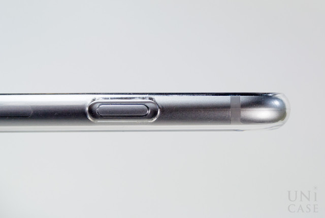 【iPhone6s/6 ケース】エアージャケットセット (クリアブラック)装着時の外見