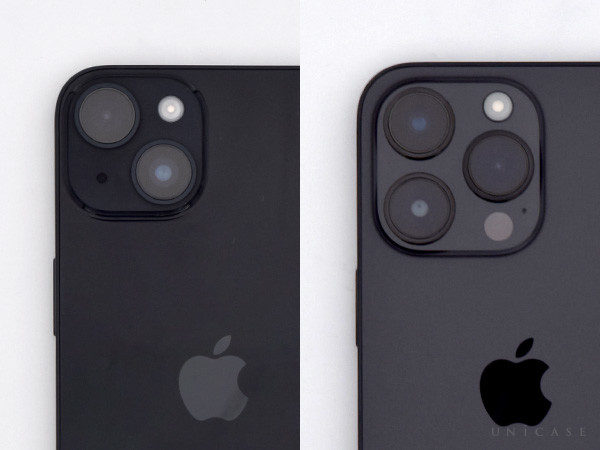 iPhone14(左)とiPhone14Pro(右) カメラアップ