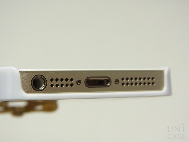 【iPhoneSE(第1世代)/5s/5 ケース】iPhoneケース SC-128-WH ホワイトのコネクタまわり