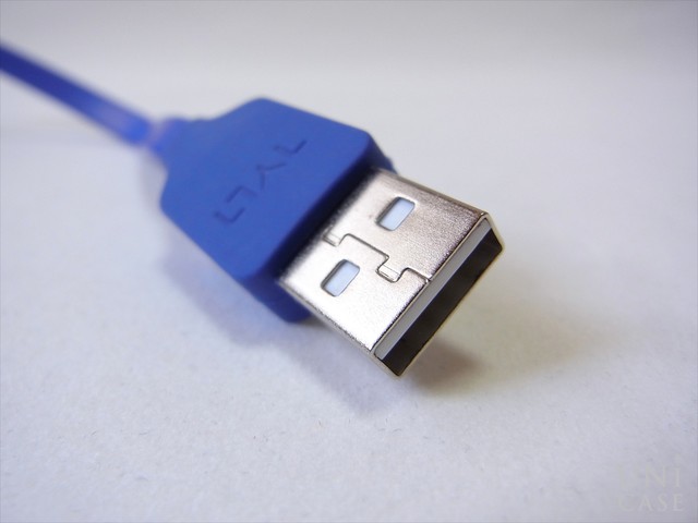 DUO SYNCABLE - MICRO/LIGHTNING - USB/0.3M BLUEの充電方法